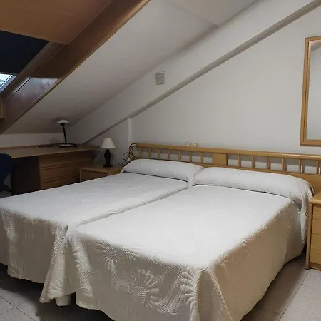 Residencial Pinar Apartman *